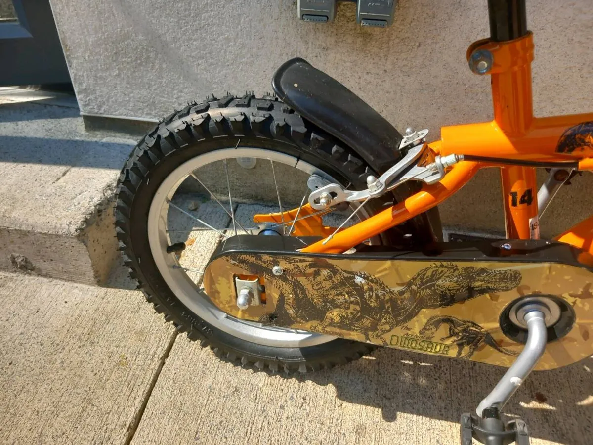 Kids Dinosaur bike size 14 inch wheels - Image 3