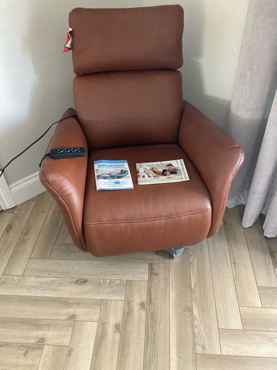 Himolla electric recliner Nappa leather new never - Image 1