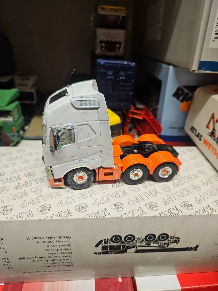 Corgi Volvo Tractor Unit - Image 1