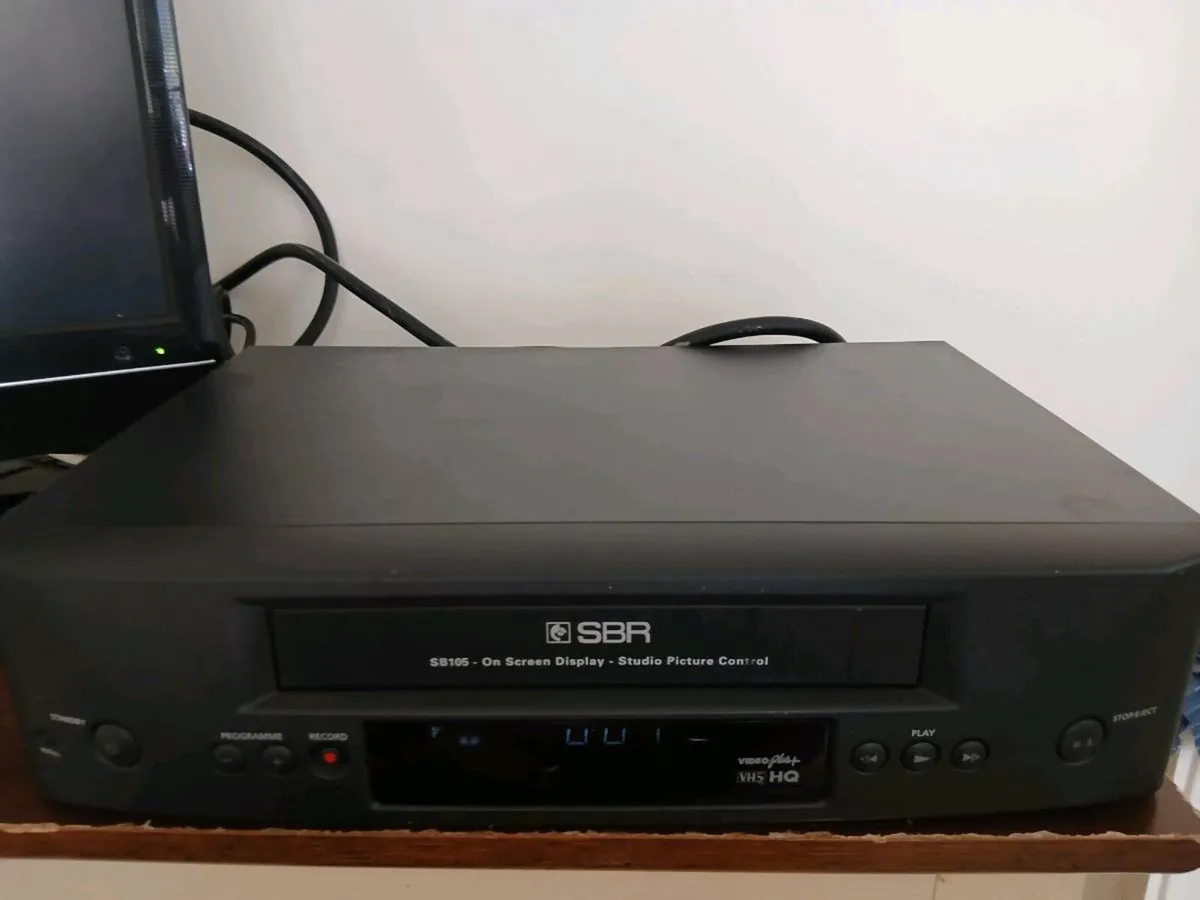 Retro SBR Vhs player - Image 4