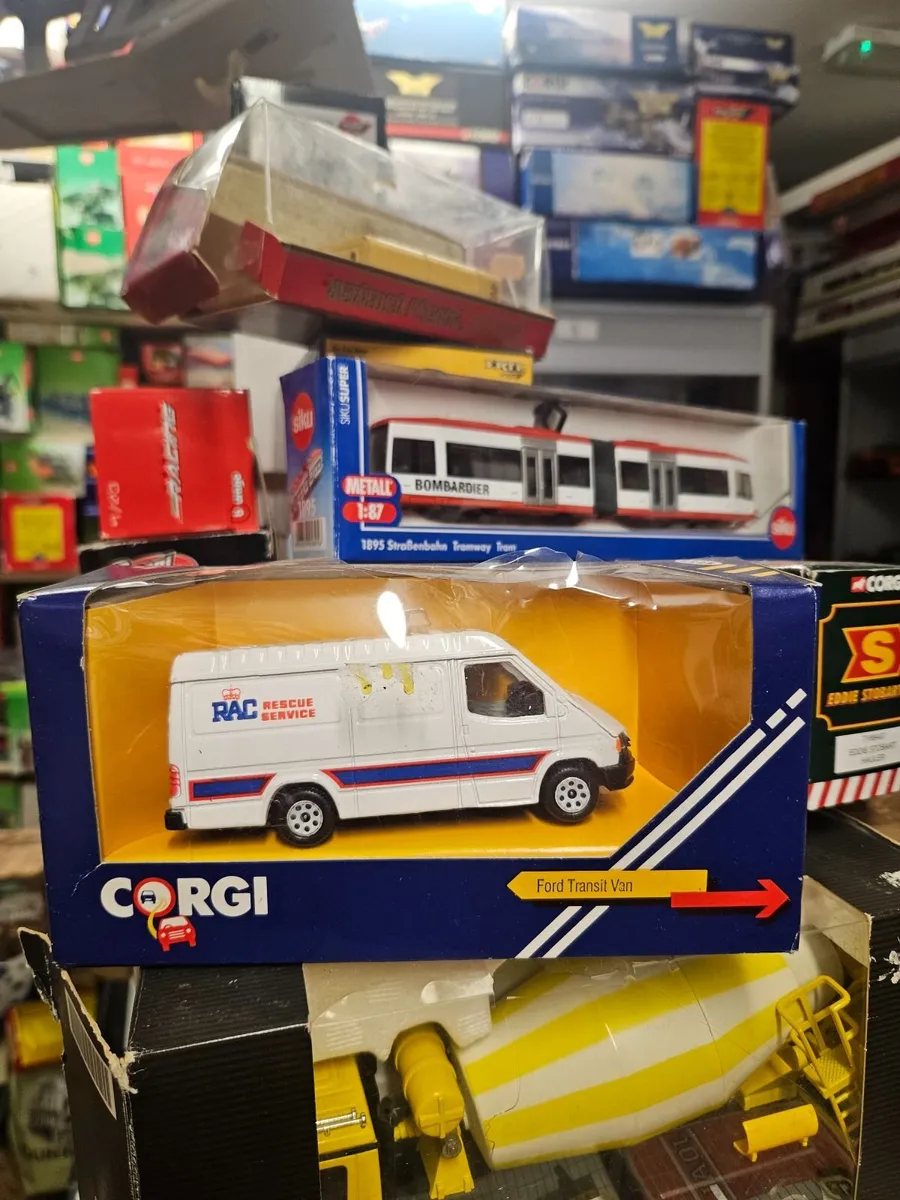 Corgi Ford Transit Van