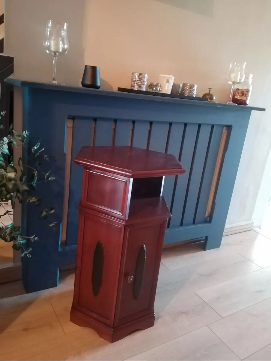 Hexagonal Mahogany Bedside Table / Cabinet (Englis - Image 2