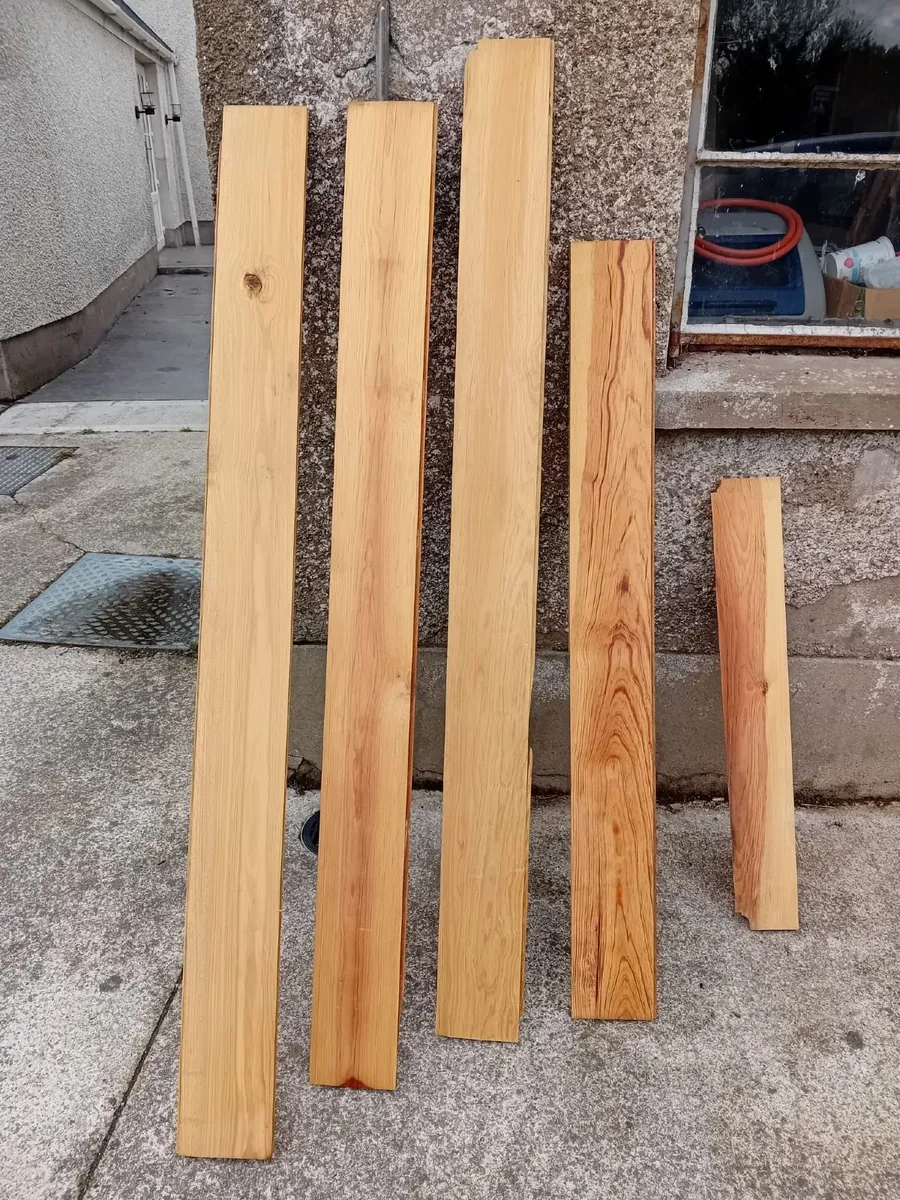 Solid wooden floor - Image 1