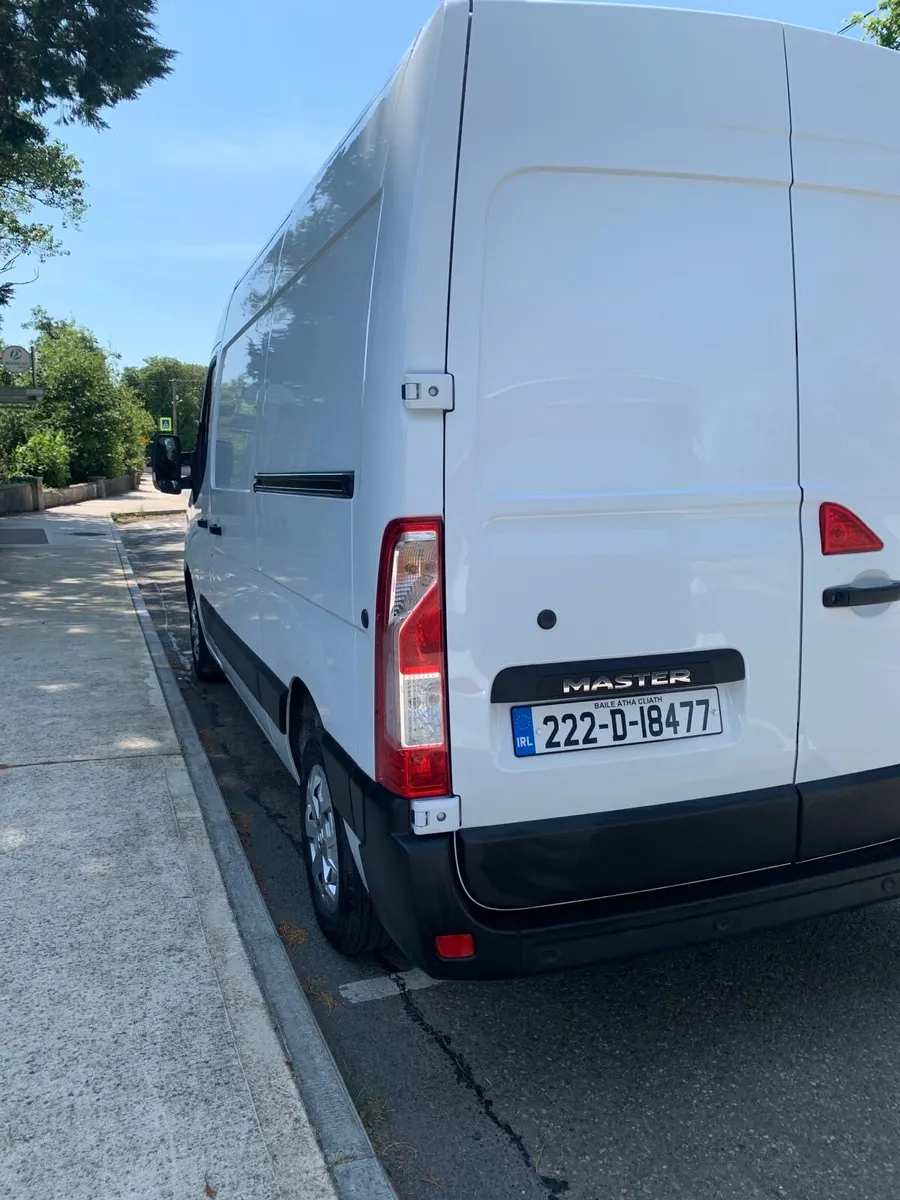 2022 Renault Master - Image 3