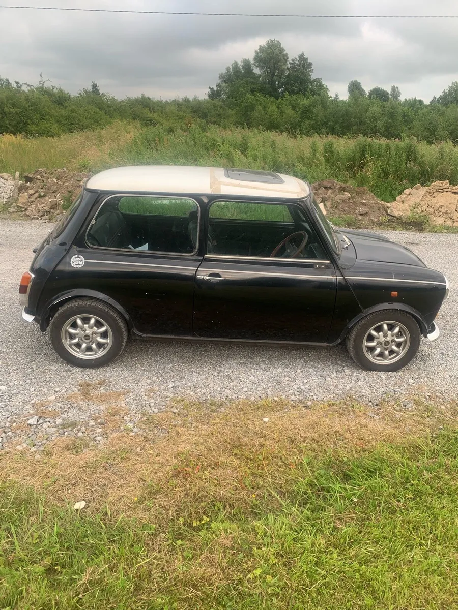 Mini Cooper - Image 2
