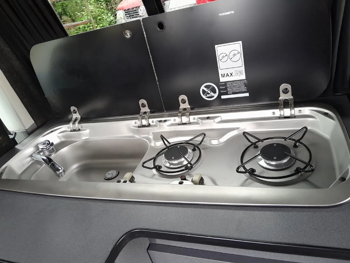 05 VW Transporter Camper - Image 4
