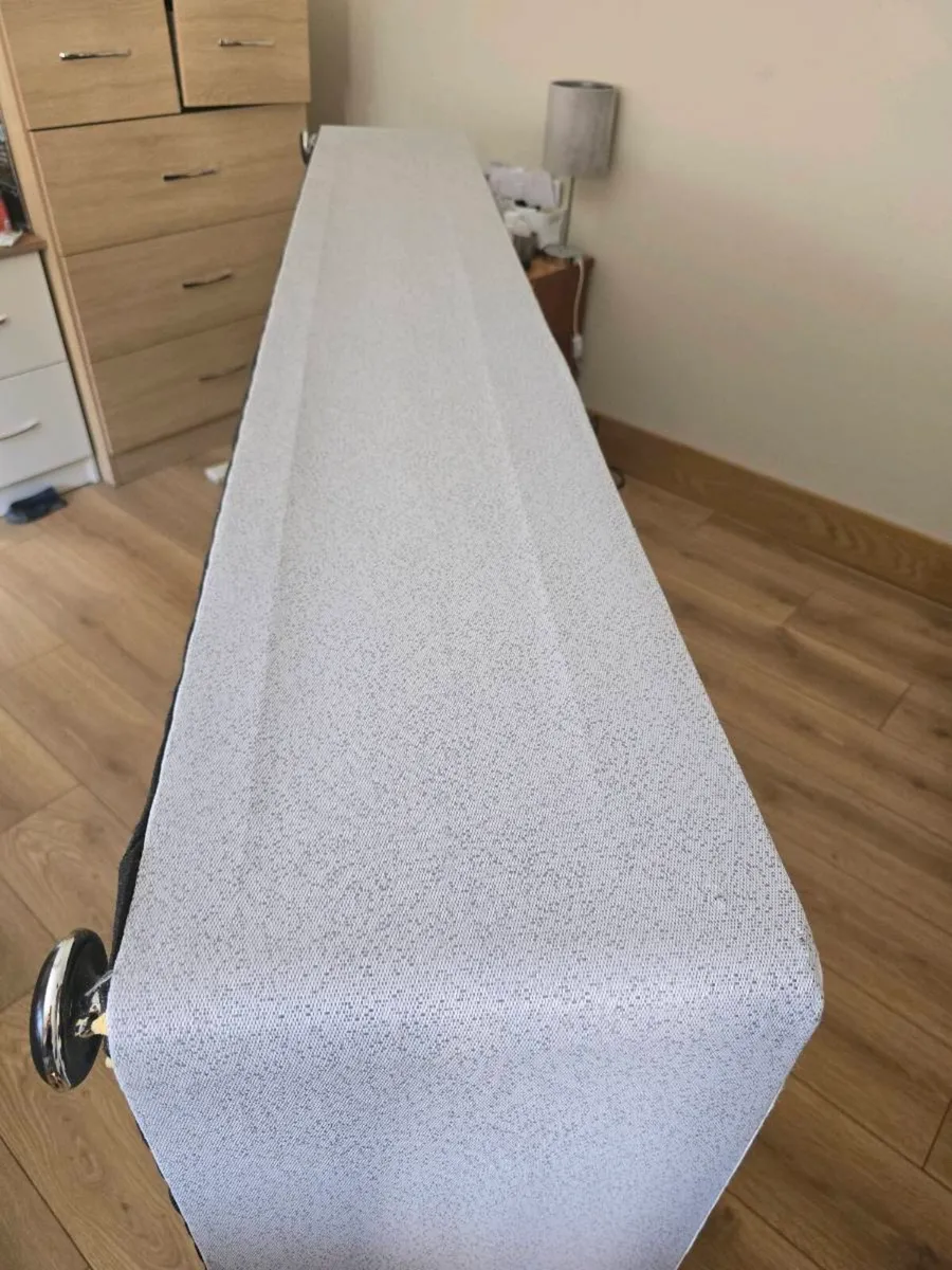 Single bed - Image 2