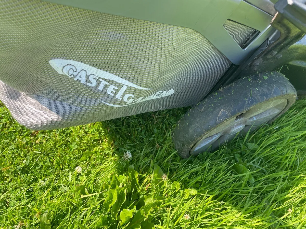 Castlegarden mower for sale - Image 4