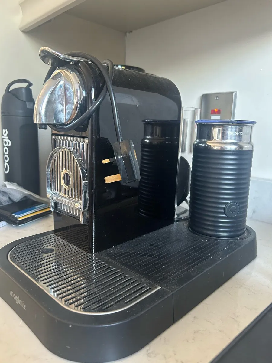 Nespresso Magimix with Milk Frother - Image 2
