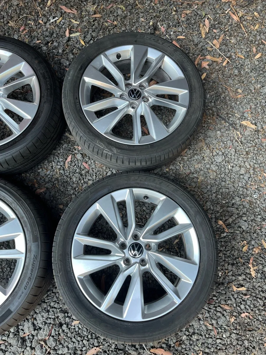 17’ Genuine VW Polo 5x100 alloy wheels - Image 3