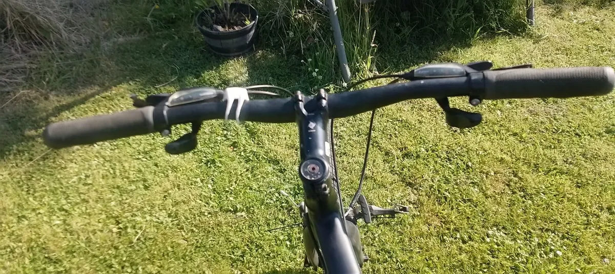 Trek fx2 bike - Image 4
