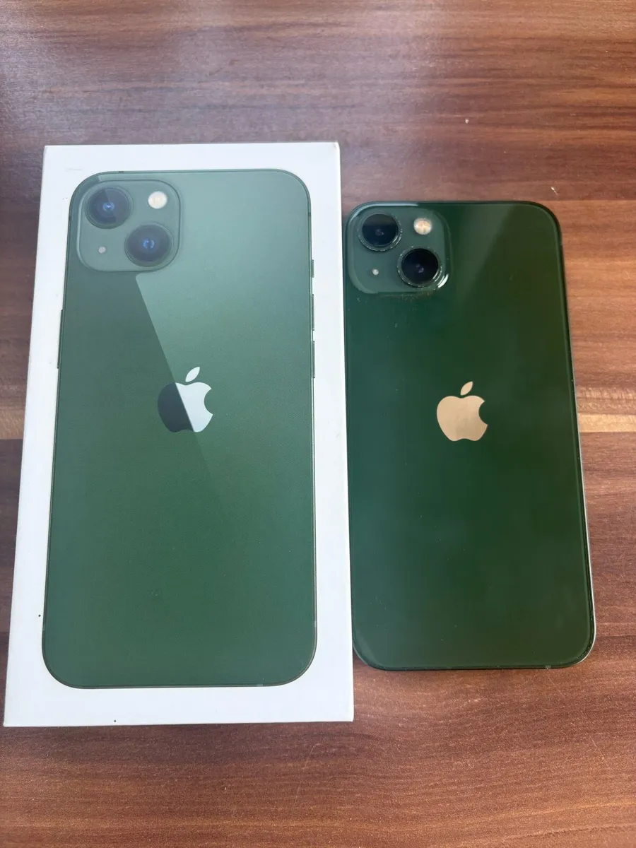 iPhone 13 - Image 2