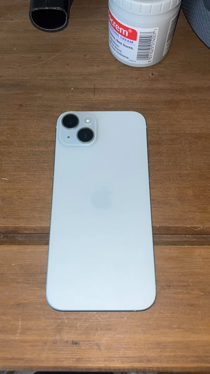 iPhone 15 plus 128GB - Image 4