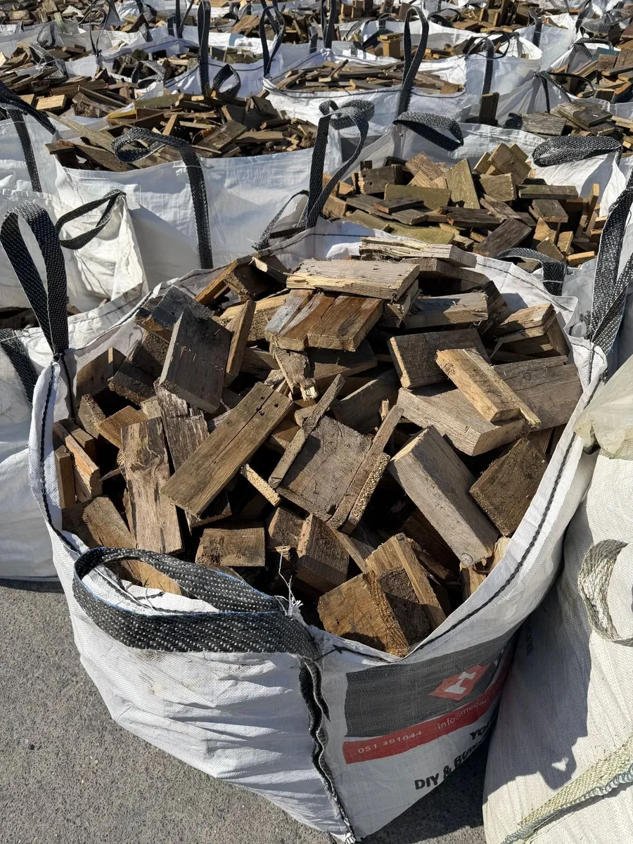 Kindling Firewood 56  x 1 ton Bags Job Lot - Image 1