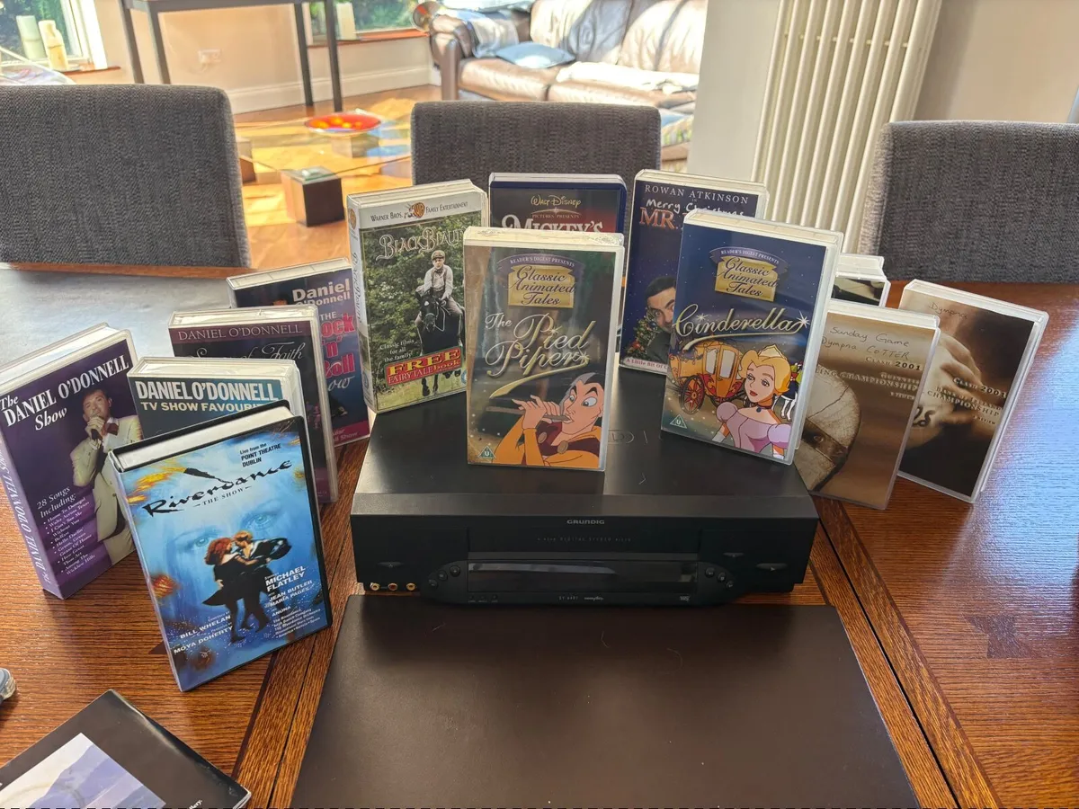 VHS video player and select of tapes for free - Image 2