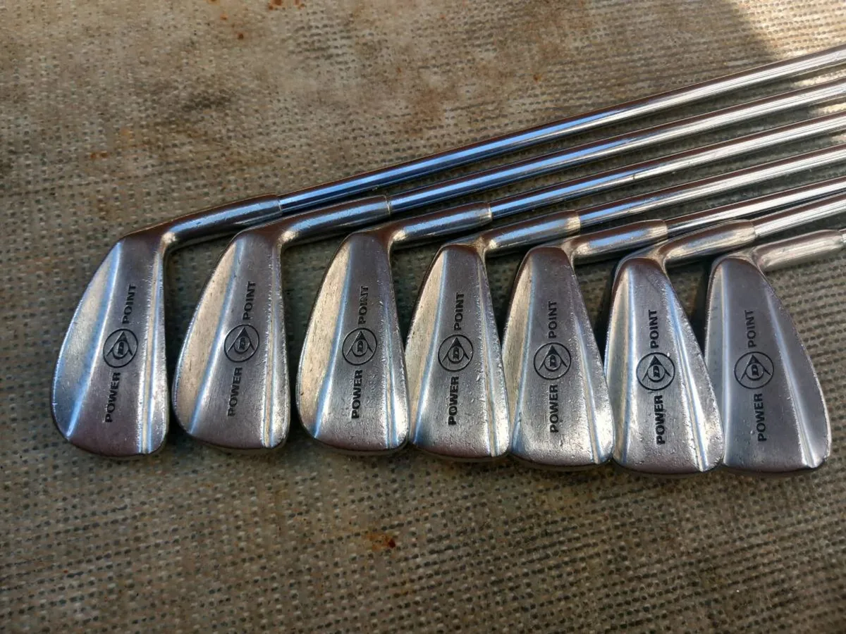 Dunlop golf irons.  Right handed clubs - Image 2