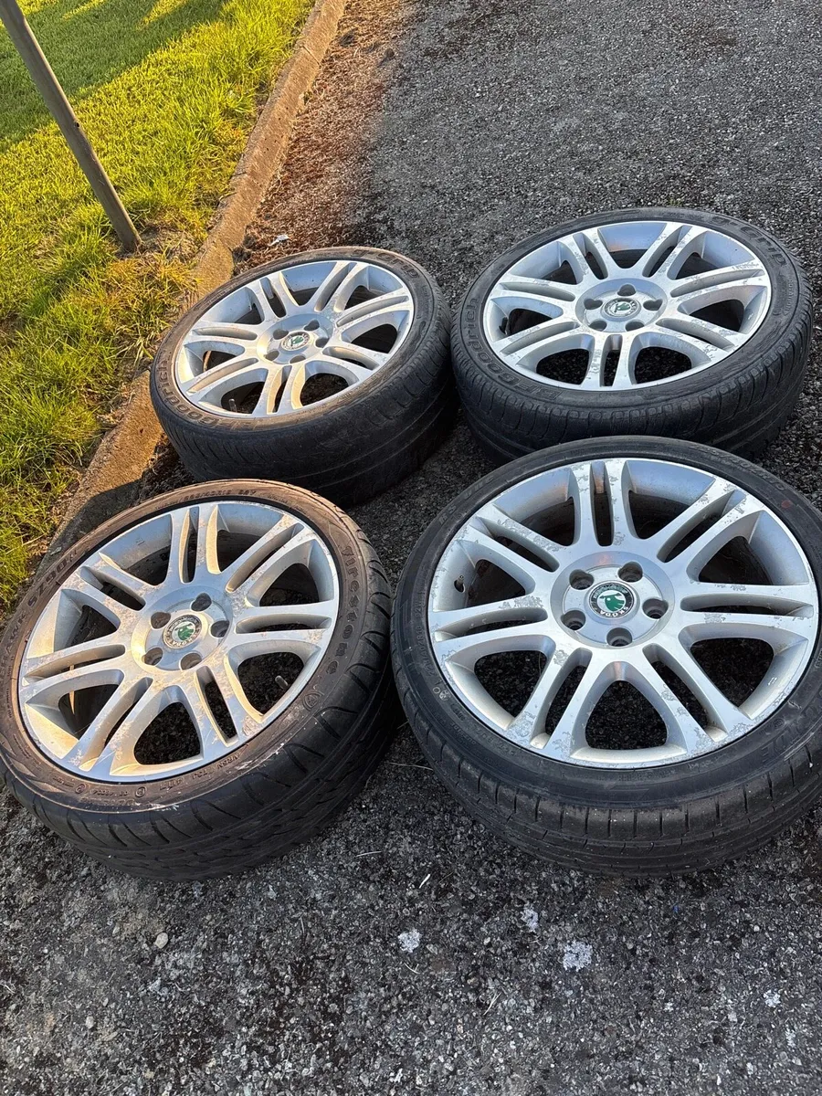 Alloy wheels - Image 2
