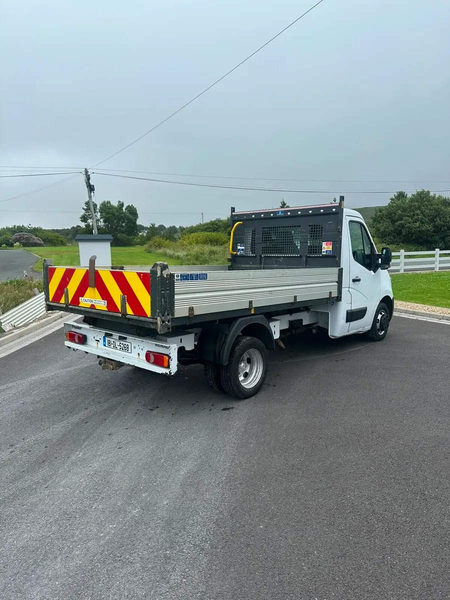 2018 renault master tipper - Image 4