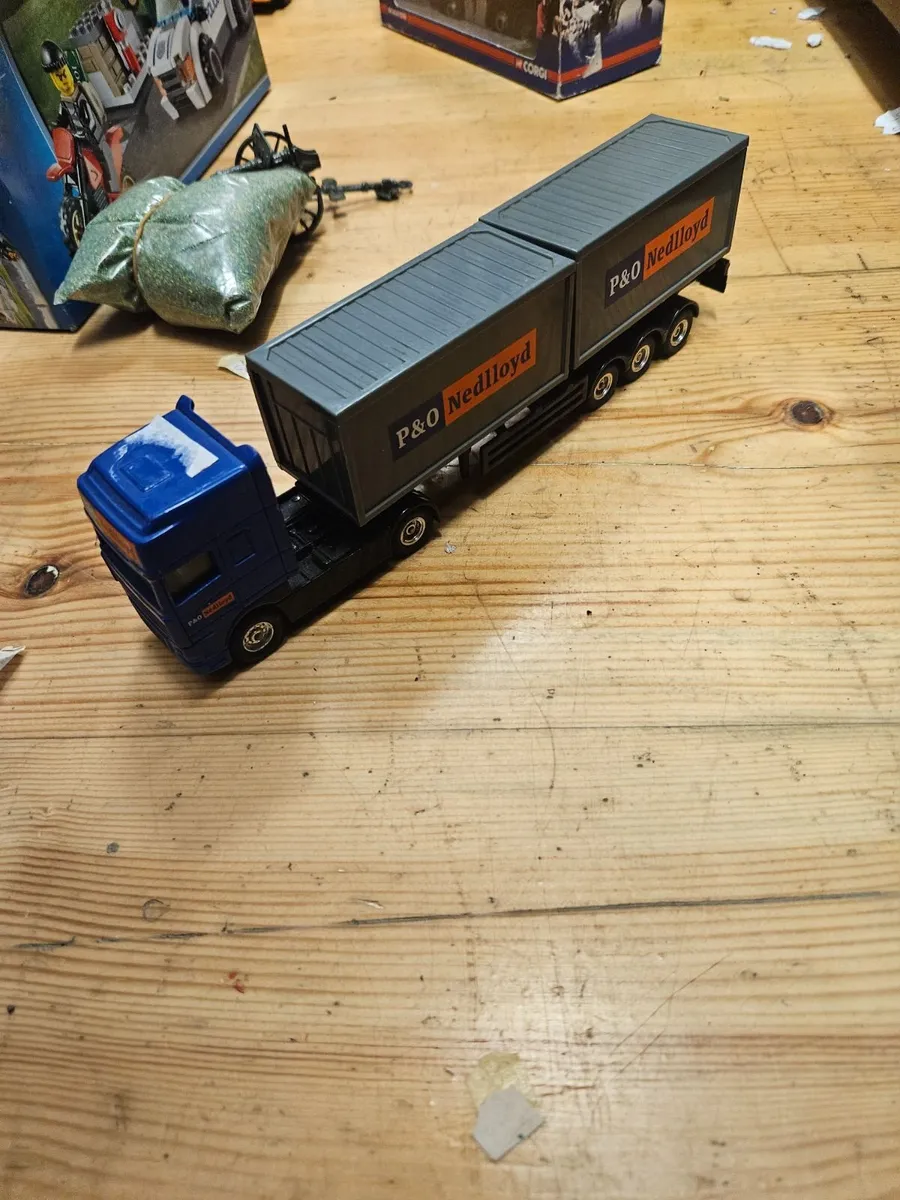 Corgi Truck