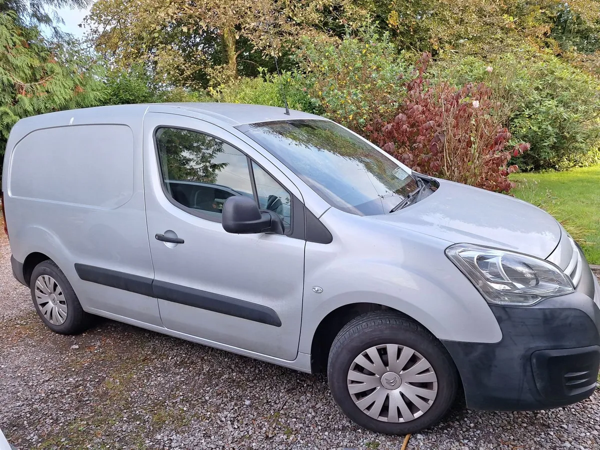 Citroen Berlingo 2019 - Image 2