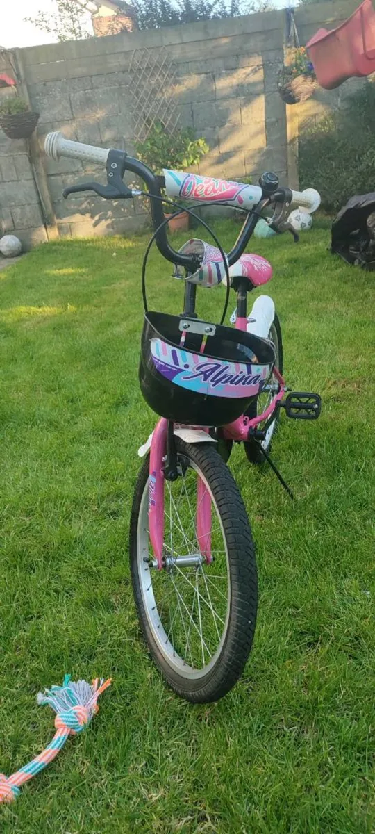 Girls bike - Image 3