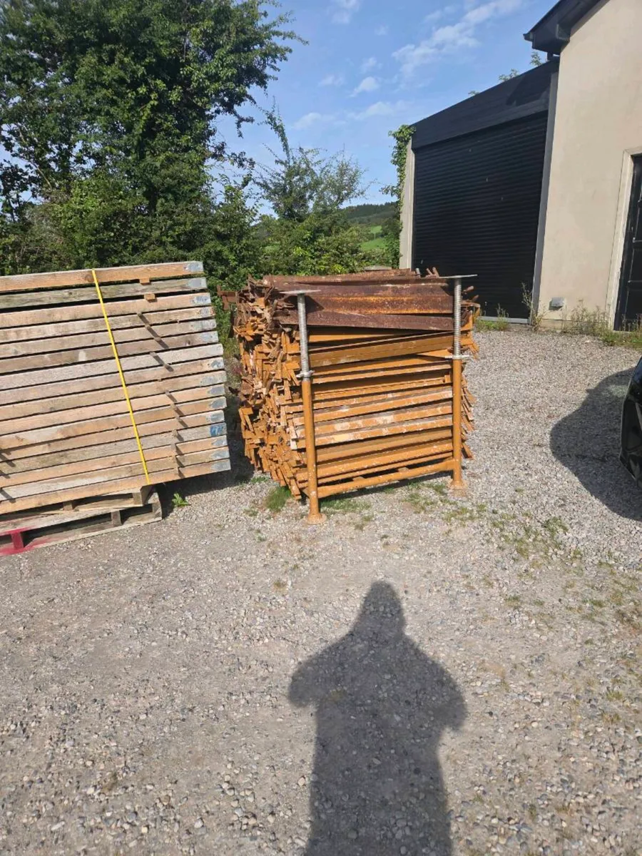 Scaffolding - Image 2