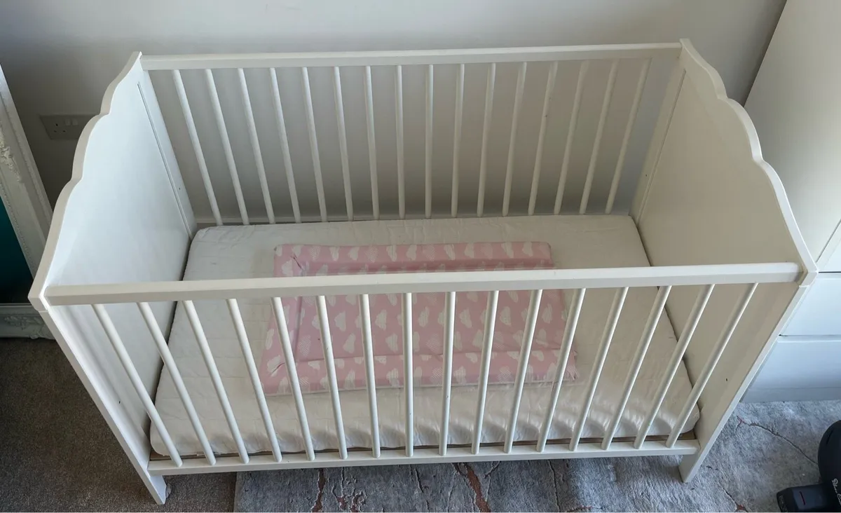 Cot - Image 2