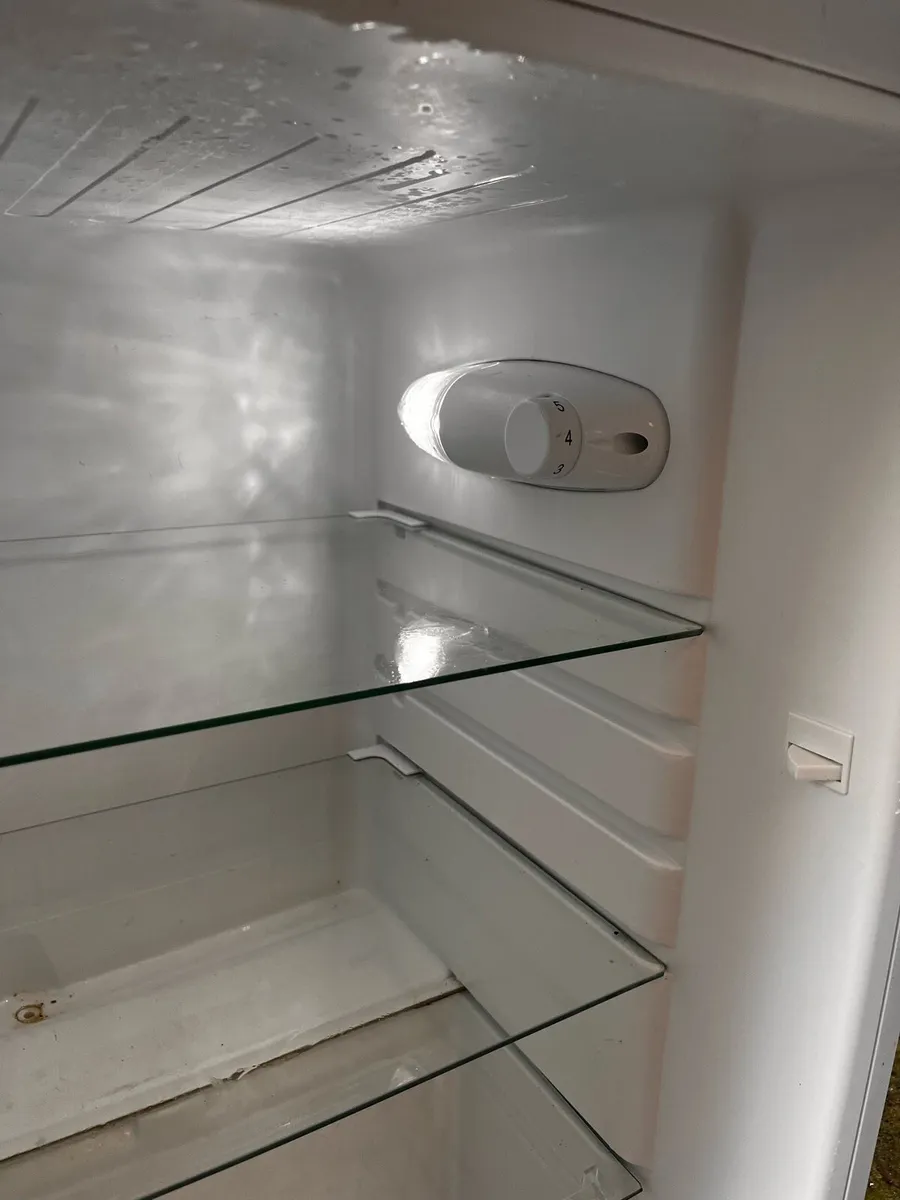 Fridge - Image 2