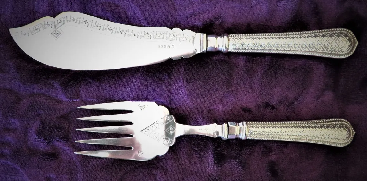 Fish Serving Set - Image 3
