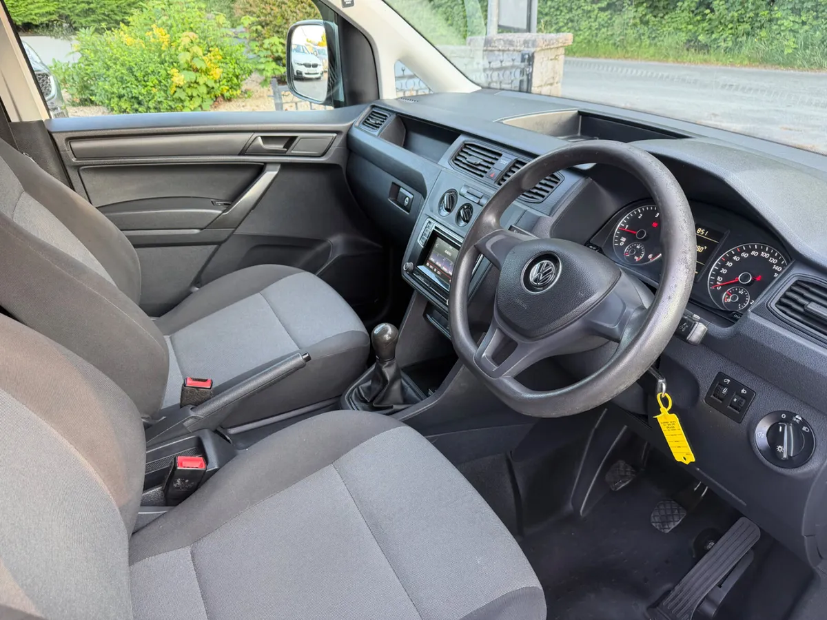 2017 Volkswagen Caddy 2.0 Tdi - Image 3