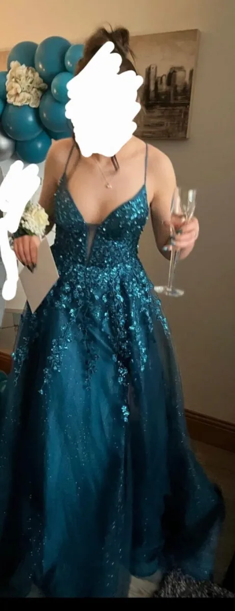 Debs dress - Image 2