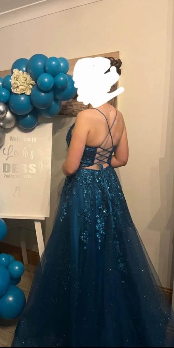 Debs dress - Image 4