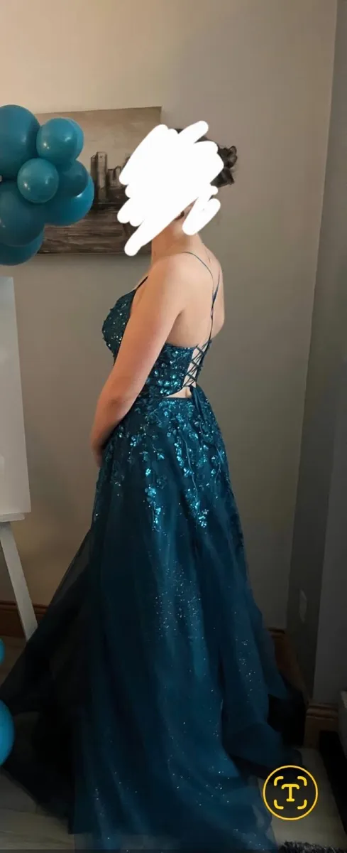 Debs dress - Image 3