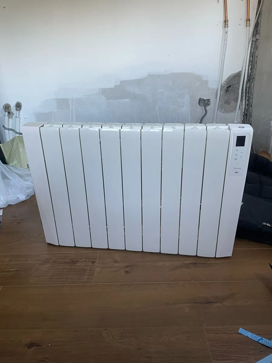 A excellent radiator in excellent condition - Image 1