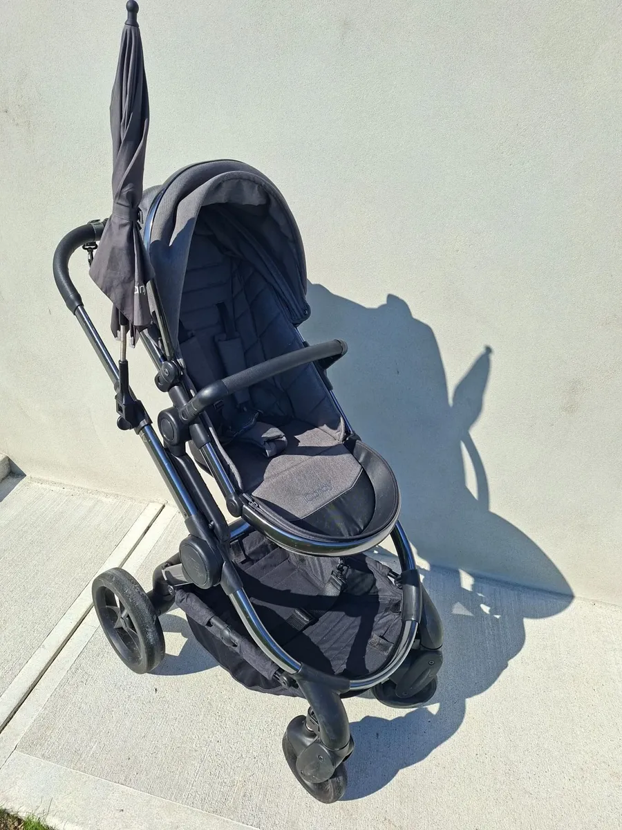 iCandy Peach 7 pram / buggy - Image 1
