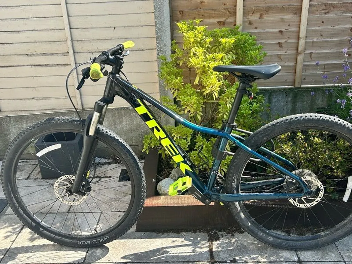 Trek Marlin 5 - Image 1