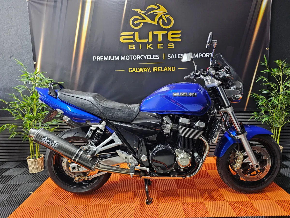 Suzuki GSX 1400 - Image 1