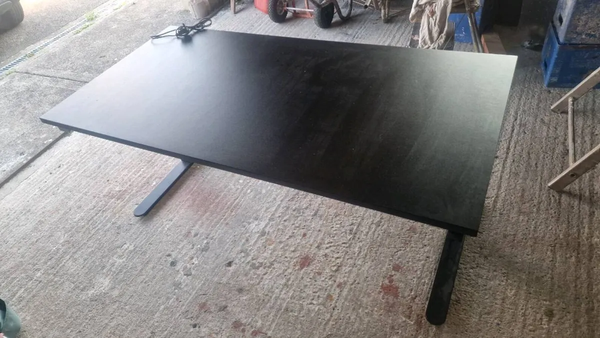 Standing Desk - Electric Sit / Stand - Image 1