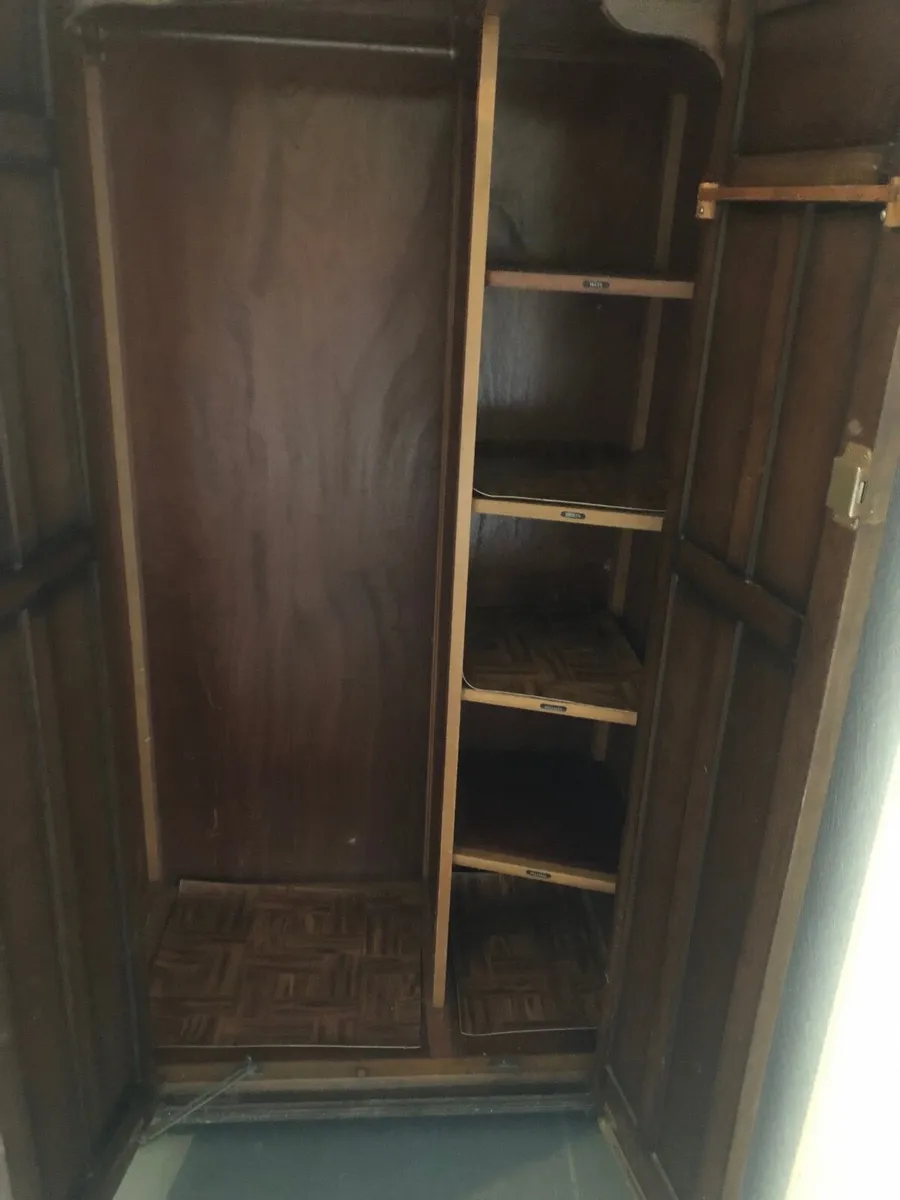 Antique wardrobe - Image 1