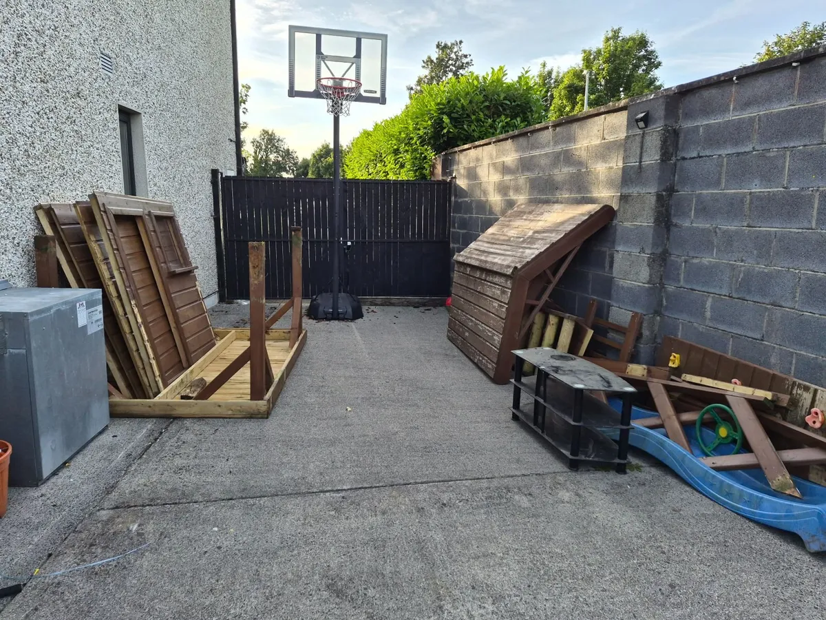 Tree House 230x155cm base, with Slide and Swing! - Image 2