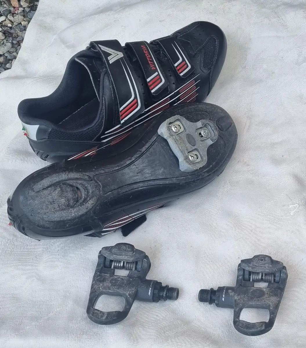 LOOK KEO Pedal clips & shoes