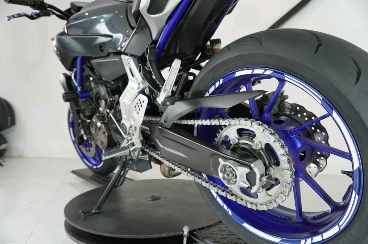 ...2015 YAMAHA MT 07.... - Image 4