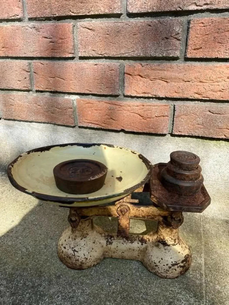 Enamel and cast iron Vintage Scales + Iron weights