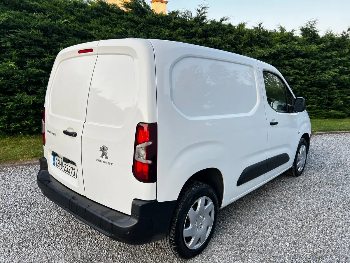 2022 Peugeot Partner 1.5L Professional - Low Km's - Image 4