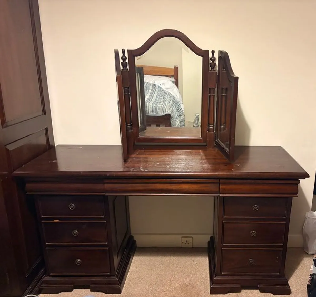 Bedroom  furniture - Image 1