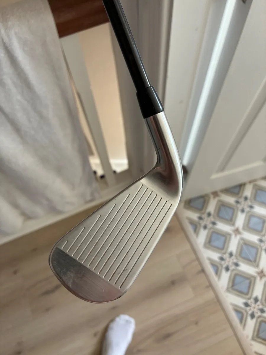 Titleist U505 3G HZRDUS 80 Utility Iron 3 Right Ha - Image 2