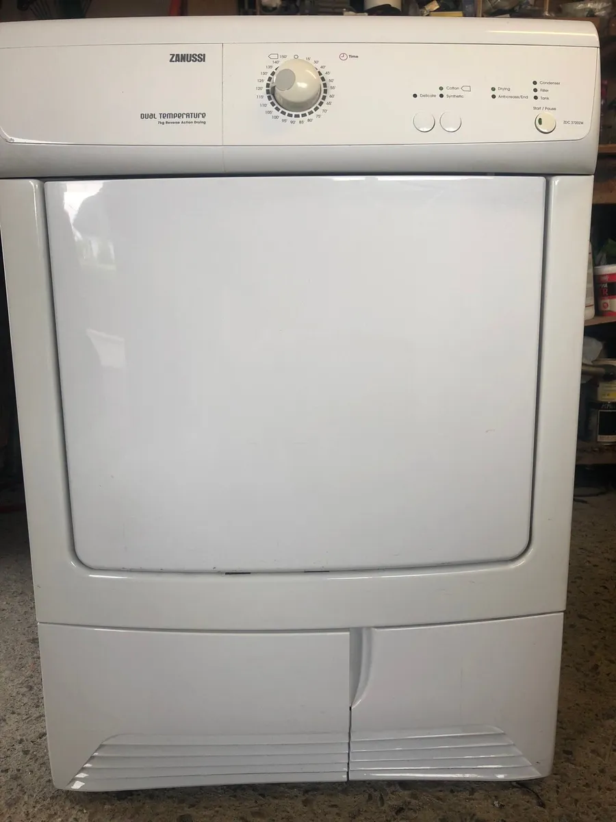 Zanussi 7kg condenser dryer - Image 1