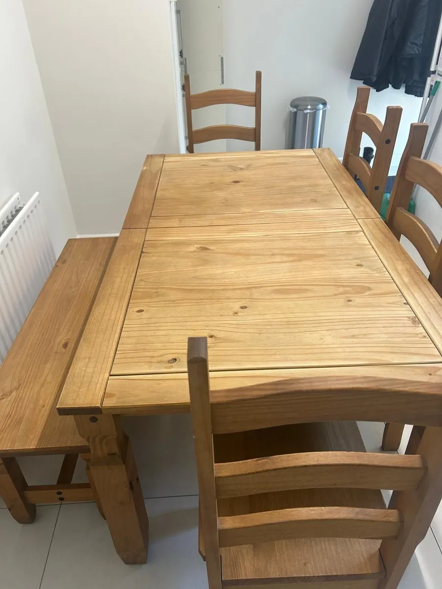 Kitchen Table and Chairs - Image 2