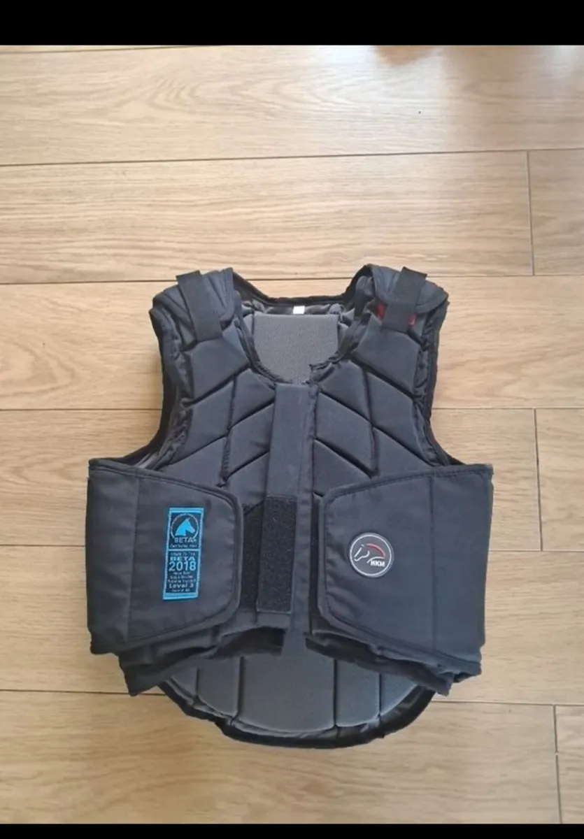 Back protector size CL - Image 1