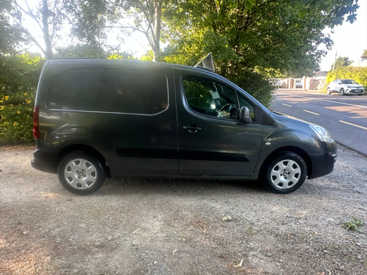 Peugeot Partner 2016 DOE & TAX - Image 4